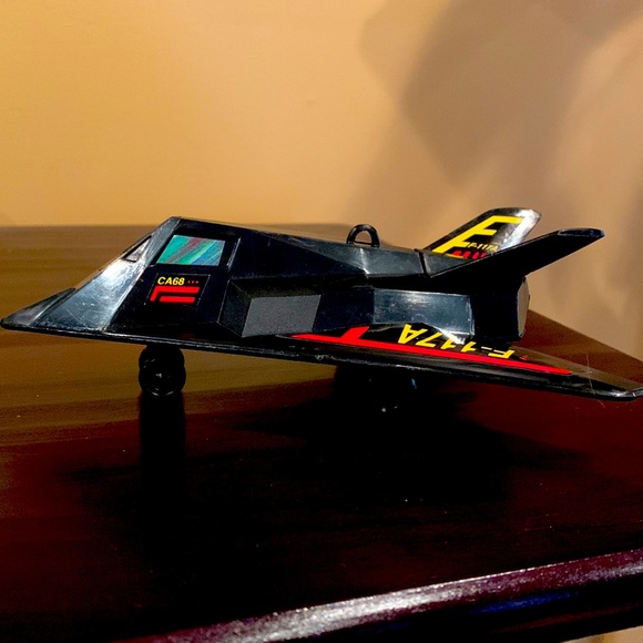 Toy Nighthawk fighter jet - Picture 1 of 3